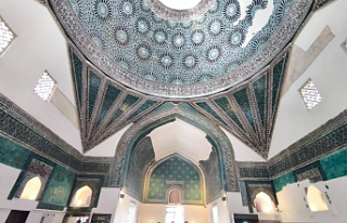 Konya’nın Mavi İncisi: Karatay Medresesi ve Eşsiz...