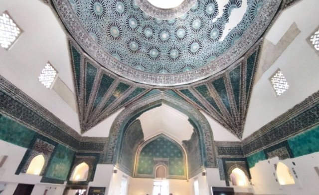 Konya’nın Mavi İncisi: Karatay Medresesi ve Eşsiz Çini Sanatı