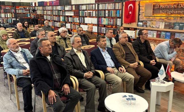 Mevlânâ Düşüncesinde Ahlâkın İki Yüzü: Gayeci Ahlâk ve Aşk Ahlâkı